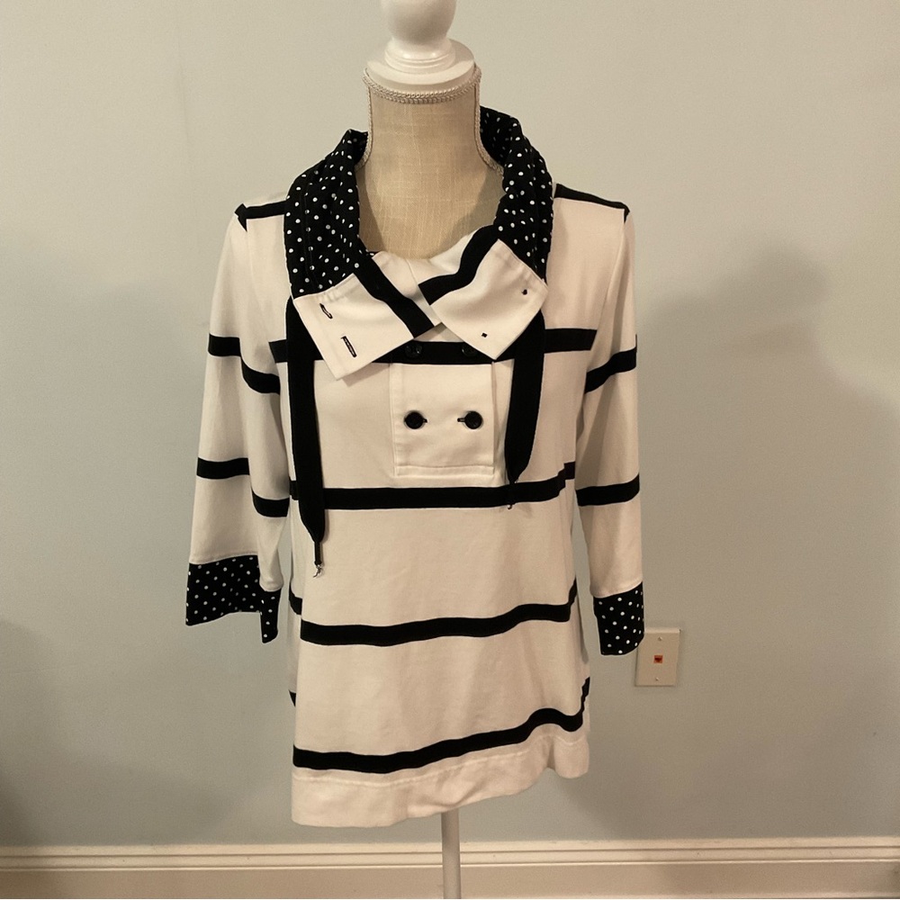 Christopher and Banks three-quarter sleeve black and white shirt large like new